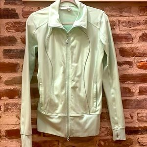 Lululemon size 8 neon green jacket.